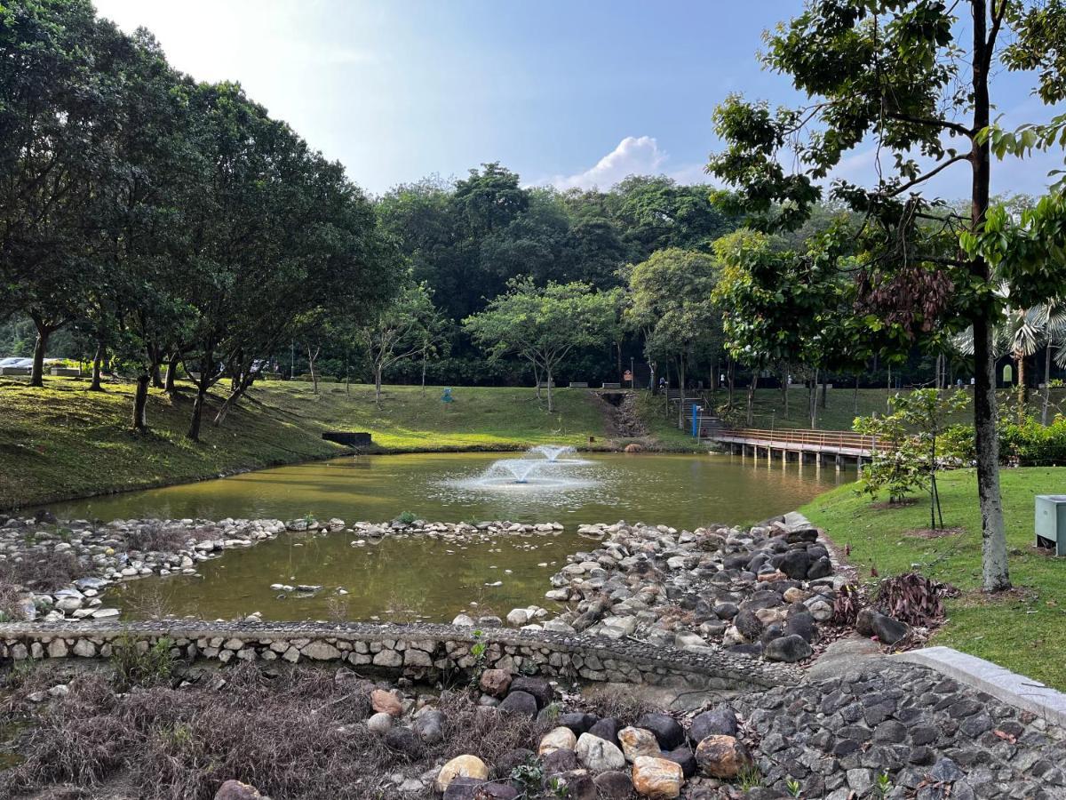 1-6 Pax 2br Greenery View Near Pavilion Bukit Jalil, Stadium, Axiata, Imu, Apu, Tpm * Kuala Lumpur